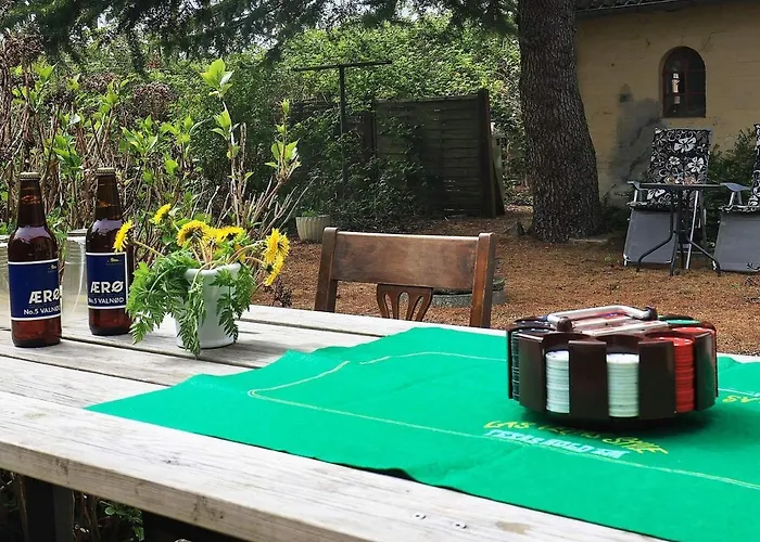 6 Person In Aeroskobing-by Traum Ærøskøbing